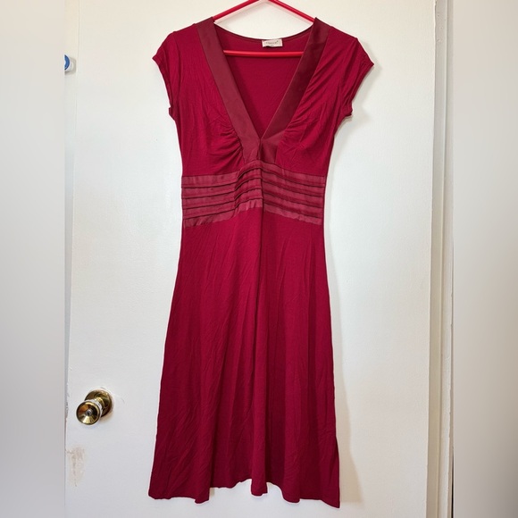 Chancel Dresses & Skirts - 🎉4/30$🎉 Elegant Red V-Neck Dress ✨